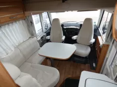 Bild 7 Hymer Exsis-i 588 - elektr.  Hubstützen uvm. -