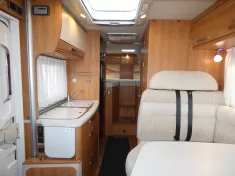 Bild 8 Hymer Exsis-i 588 - elektr.  Hubstützen uvm. -