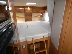 Bild 12 Hymer Exsis-i 588 - elektr.  Hubstützen uvm. -