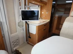 Bild 17 Hymer Exsis-i 588 - elektr.  Hubstützen uvm. -