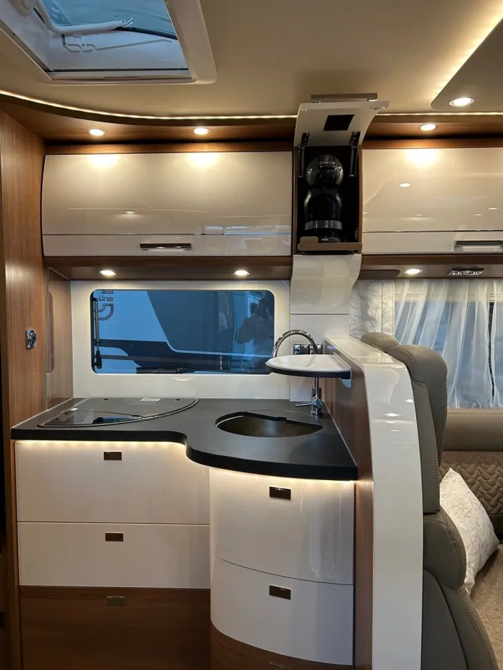 Fahrzeugbild Carthago C1-tourer T 148 KB LE H comfort #13