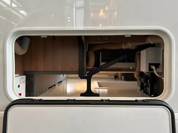 Fahrzeugbild Carthago C1-tourer T 148 KB LE H comfort #23