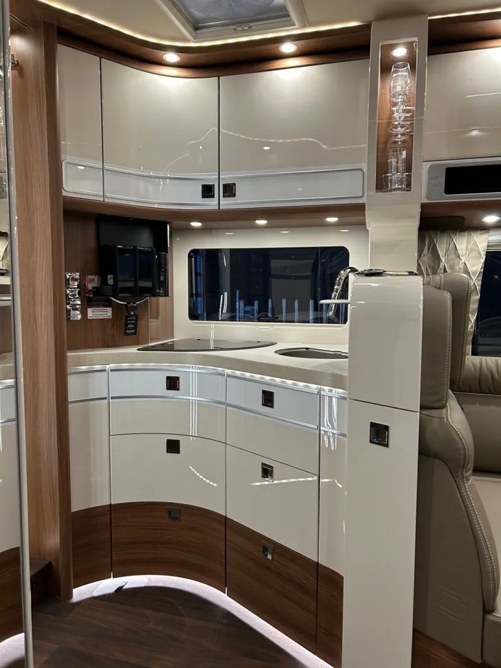 Fahrzeugbild Carthago chic s-plus I 61 XL LE #12