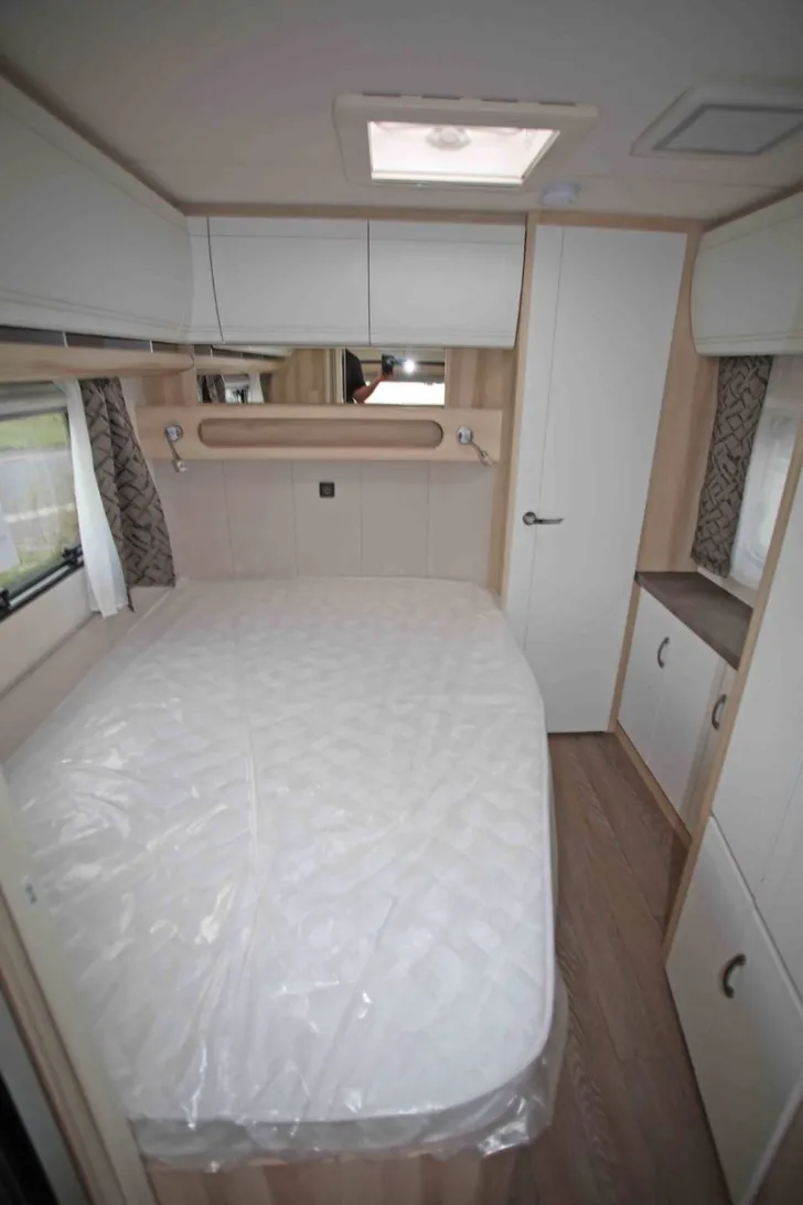 Fahrzeugbild Hobby De Luxe 495 WFB #4