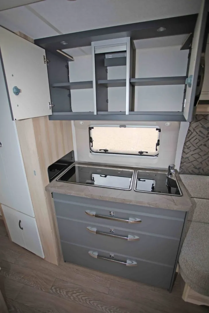 Fahrzeugbild Hobby De Luxe 495 WFB #7