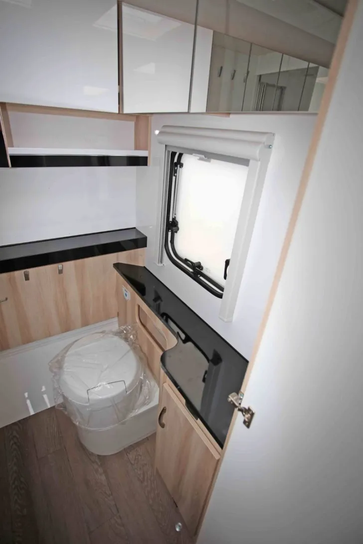 Fahrzeugbild Hobby De Luxe 495 WFB #12