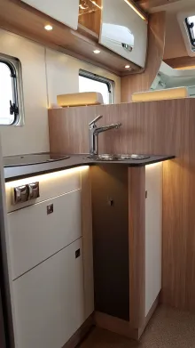 Fahrzeugbild Bürstner Delfin T 726 #19