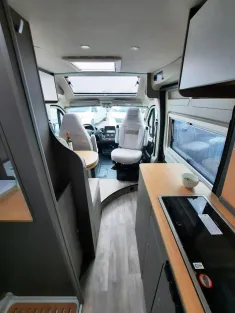 Bild 4 LMC Innovan 600 Verfüg./Sparen Sie 15.981,- €