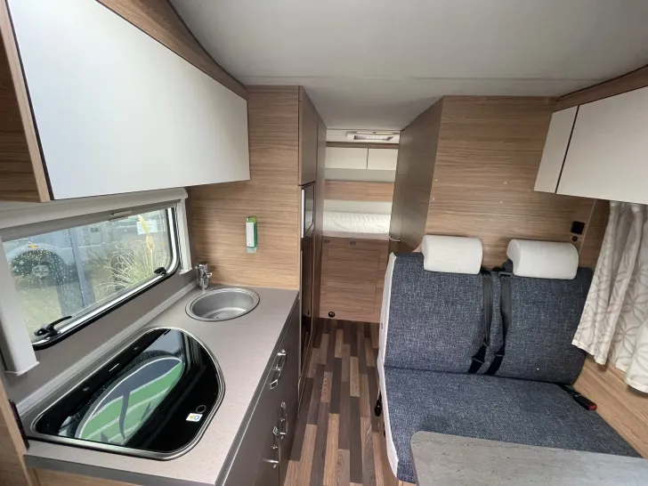 Fahrzeugbild Weinsberg CaraHome 650 DG #7