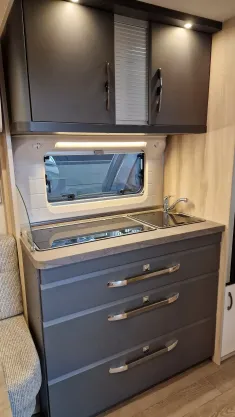 Bild 8 Hobby De Luxe 515 UHK