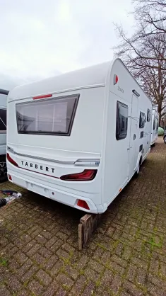 Schräg Hinten
