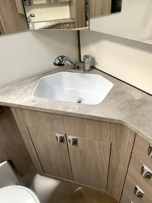 Fahrzeugbild Kabe Royal 560 GLE #7