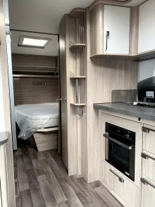 Fahrzeugbild Kabe Royal 560 GLE #10