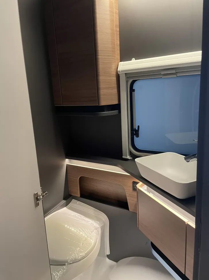 Fahrzeugbild Knaus Azur 500 EU #18