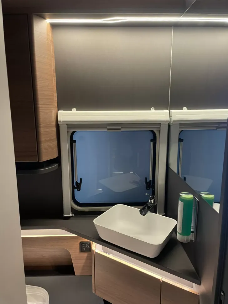 Fahrzeugbild Knaus Azur 500 EU #20