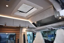 Fahrzeugbild Hymer Camper Van Ayers Rock Automatik, Skyview, 541 cm #6