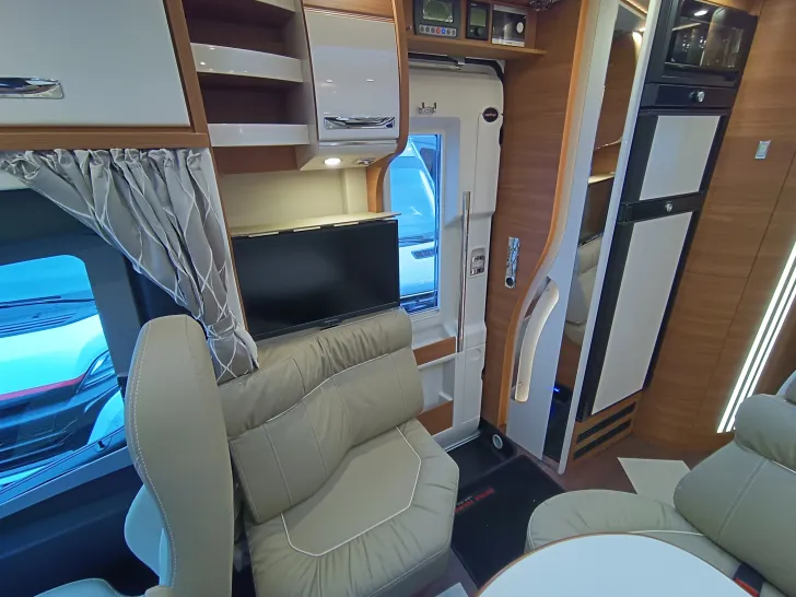 Fahrzeugbild Carthago chic c-line T 4.9 LE #8