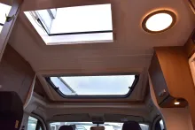 Fahrzeugbild Carado VAN V132 #27