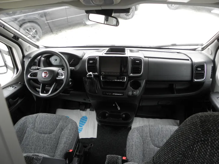 Fahrzeugbild Dethleffs XL Family A 7872-2 SALE #15