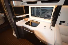 Bild 11 Concorde Charisma 910 MI Zeder/Highgloss*BAR*Vanille