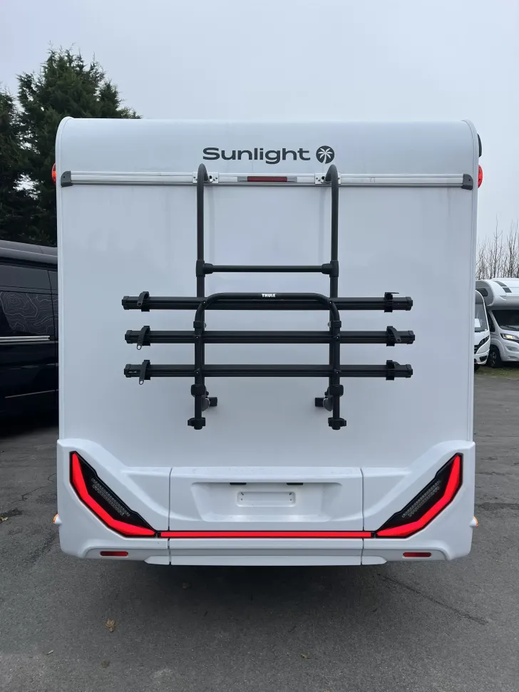 Fahrzeugbild Sunlight V 66 #6