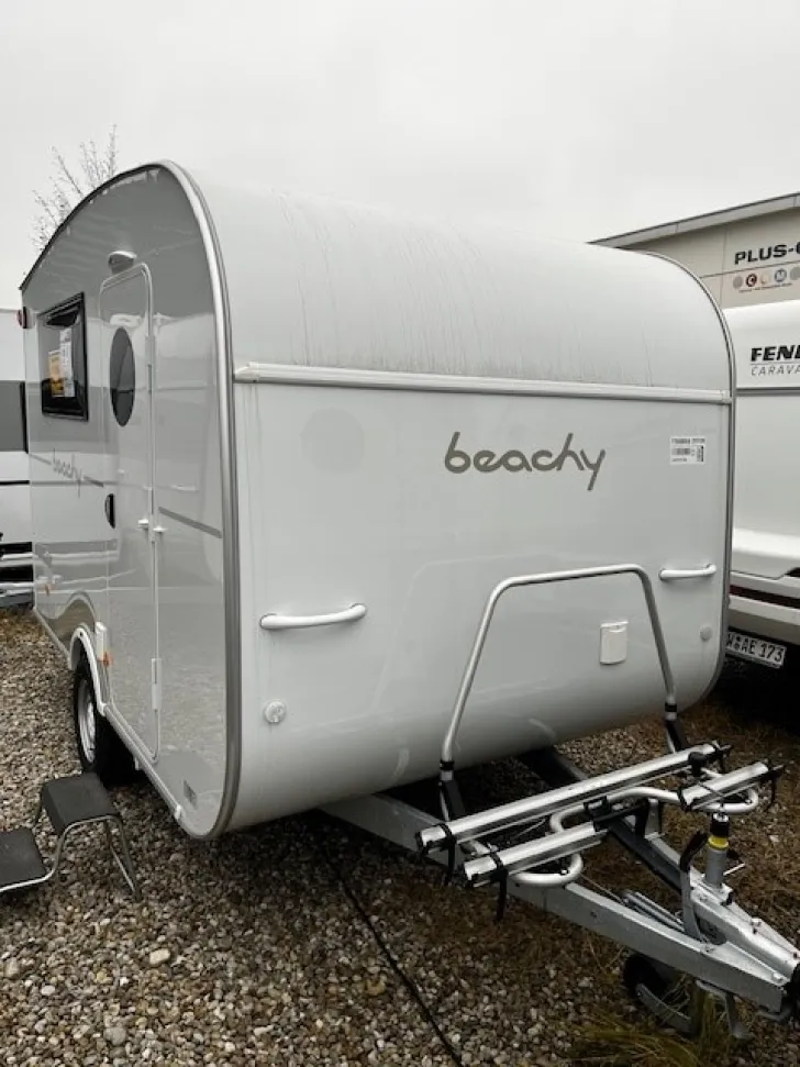 Fahrzeugbild Hobby BEACHY 360 #1