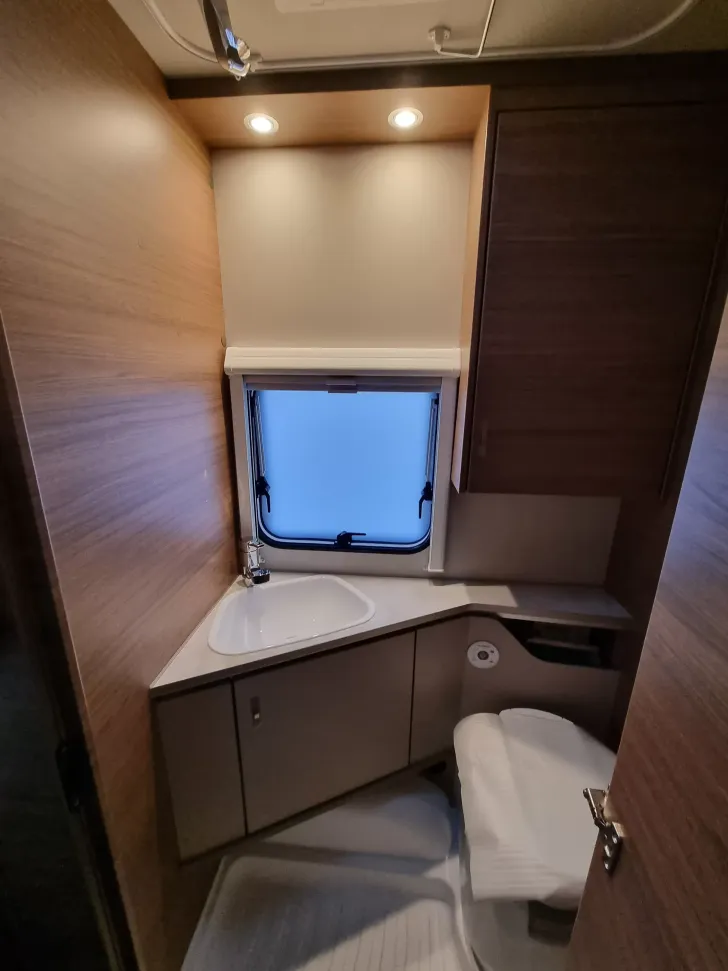 Fahrzeugbild Knaus Sport 420 QD #16