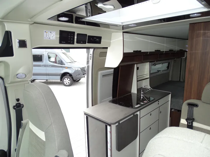 Fahrzeugbild Pössl H-LINE SUMMIT 600 PRIME #8
