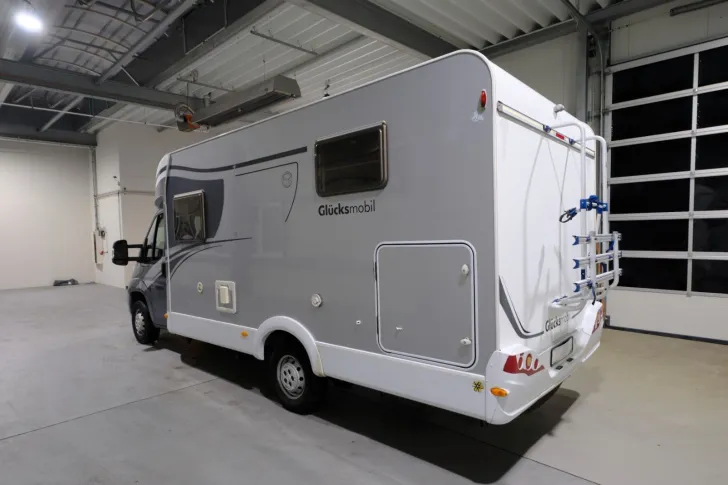 Fahrzeugbild Glücksmobil T 686/Einzelbetten/Garage/Markise/Solar #3