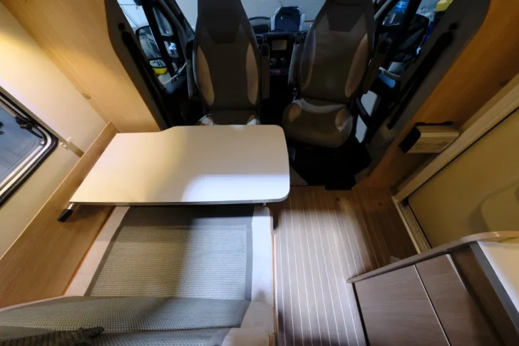 Fahrzeugbild Glücksmobil T 686/Einzelbetten/Garage/Markise/Solar #10