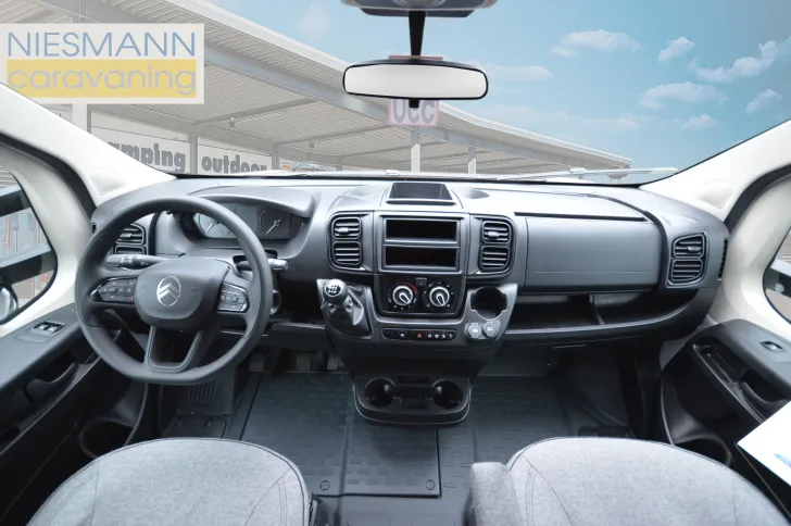 Fahrzeugbild Sunlight T 67S Adventure Edition #4