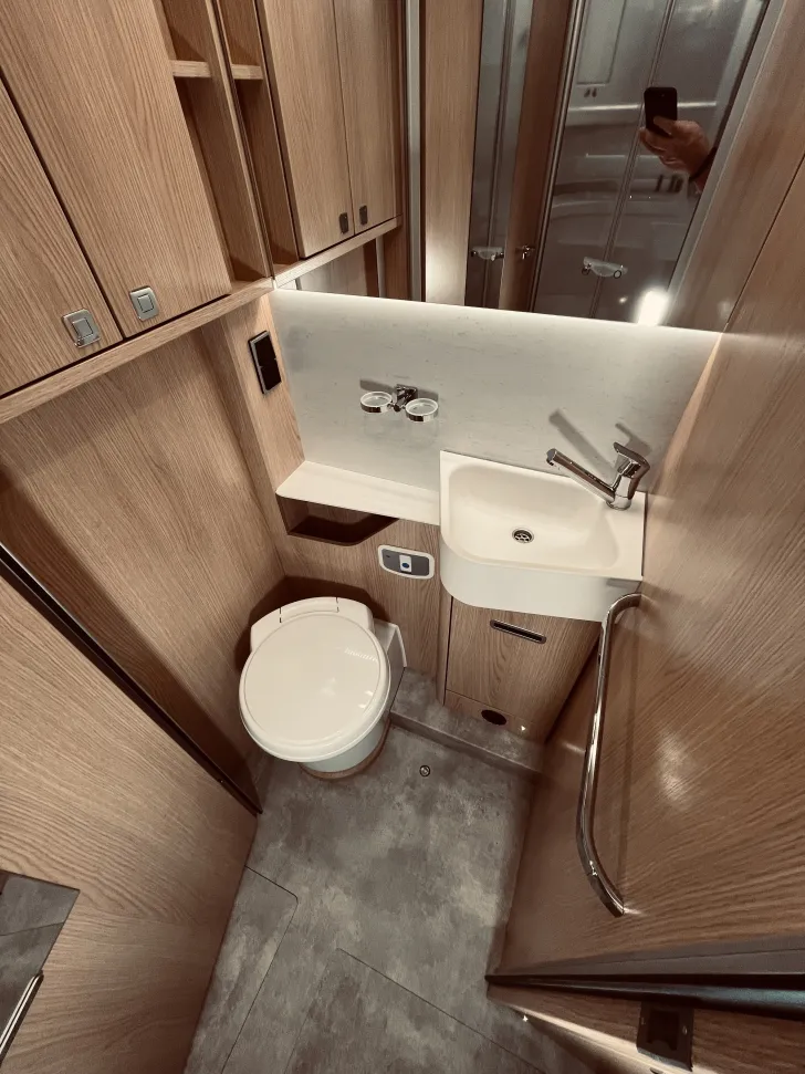 Fahrzeugbild Hymer B-Klasse MC T 680 BlackLine AKTION verlängert!Bis 29.11.25 #17