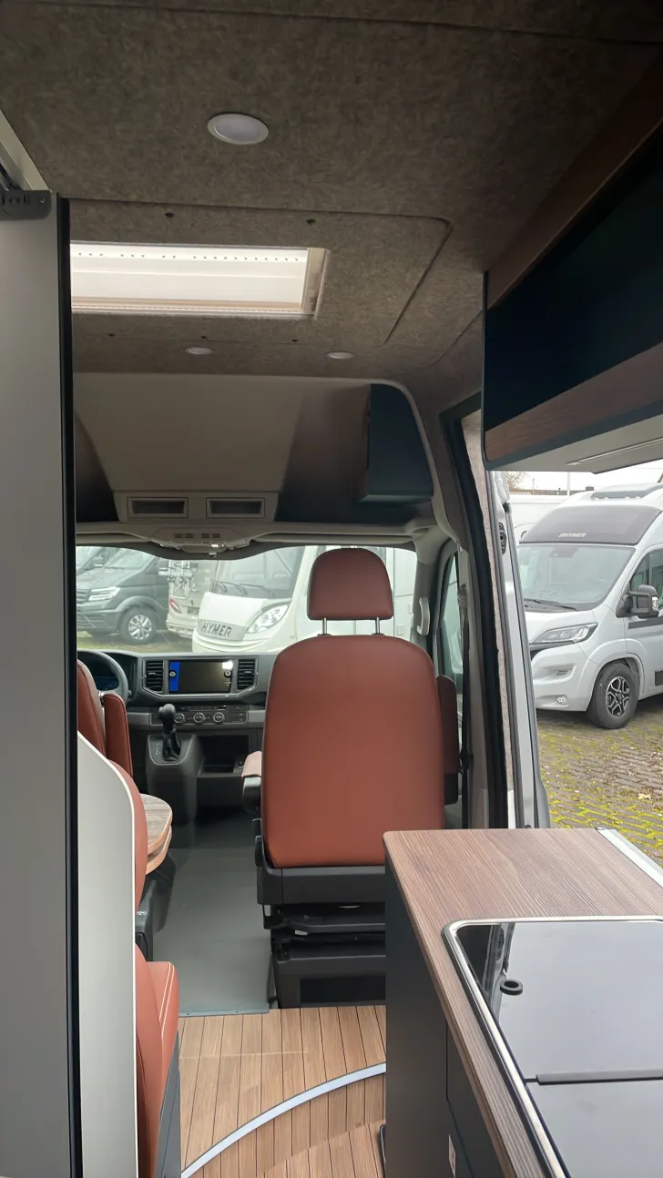 Sicht vorne-hinten Hymer Eriba Car 600 Tageszulassung