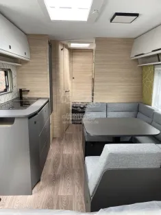 Bild 11 Fendt Apero 560 SKM
