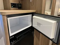 Bild 12 Carado T 338
