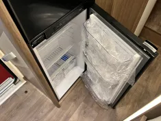 Bild 13 Carado T 338
