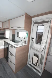 Fahrzeugbild Knaus Sport 460 EU #8