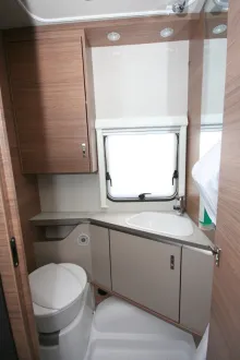 Fahrzeugbild Knaus Sport 460 EU #19