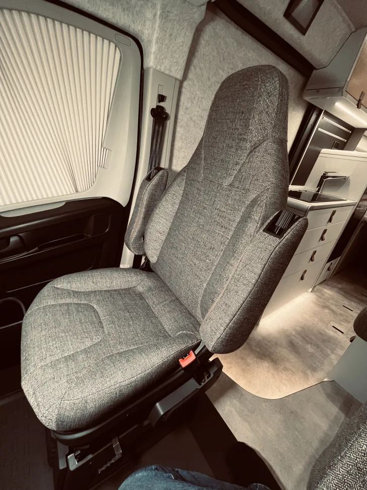 Fahrzeugbild Hymer Camper Van Grand Canyon Maxi, Dieselheizung, LED, Navi #7
