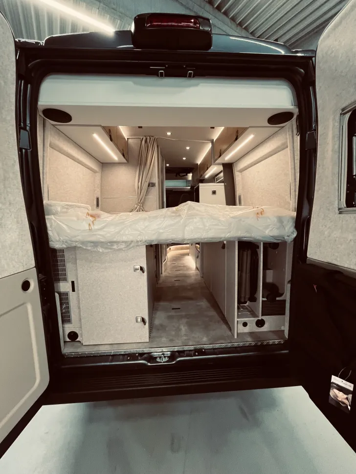 Fahrzeugbild Hymer Camper Van Grand Canyon Maxi, Dieselheizung, LED, Navi #18