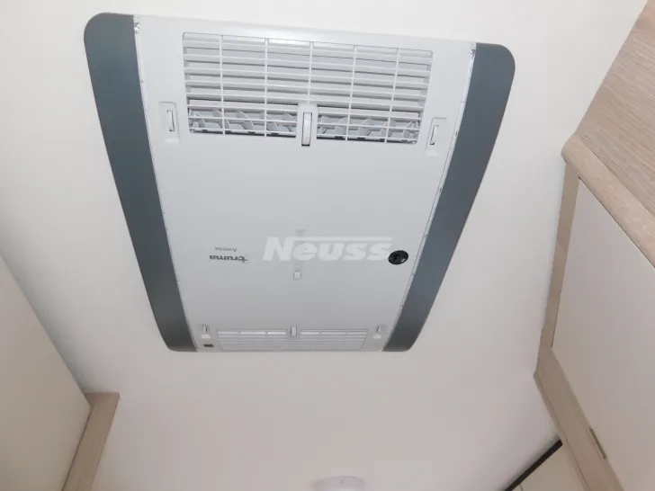 Fahrzeugbild Bürstner Premio Life 480 TL Mover, Klima Radtr., Vorzelt #9