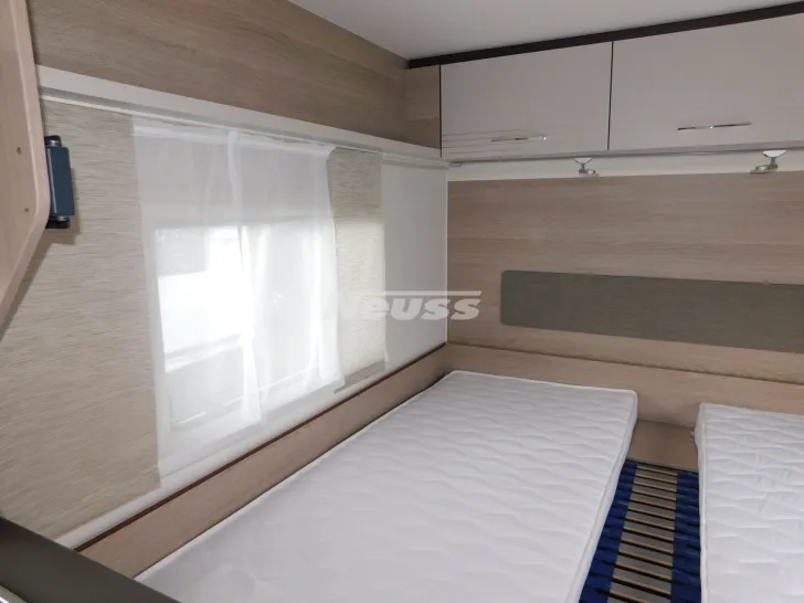 Fahrzeugbild Bürstner Premio Life 480 TL Mover, Klima Radtr., Vorzelt #13