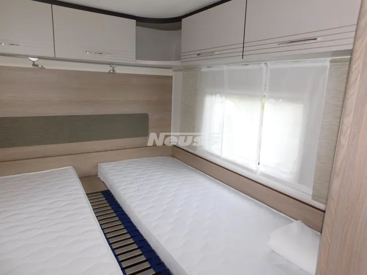 Fahrzeugbild Bürstner Premio Life 480 TL Mover, Klima Radtr., Vorzelt #14