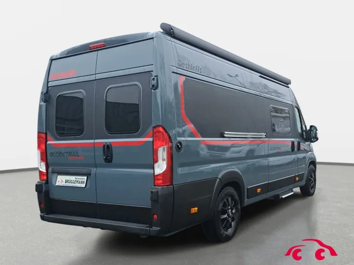 Fahrzeugbild Dethleffs Globetrail Advantage 640 ER Fiat Gästebett quer im Wohnbereich #6
