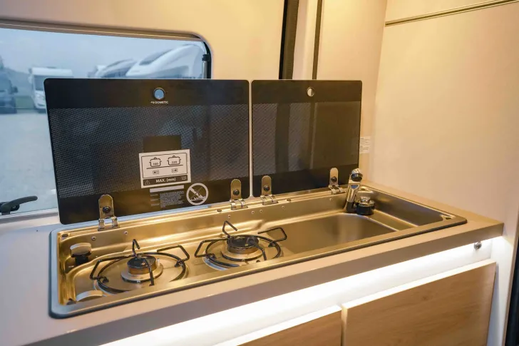 Fahrzeugbild Dethleffs Globetrail 590 C Ford Junger Gebrauchter! #13