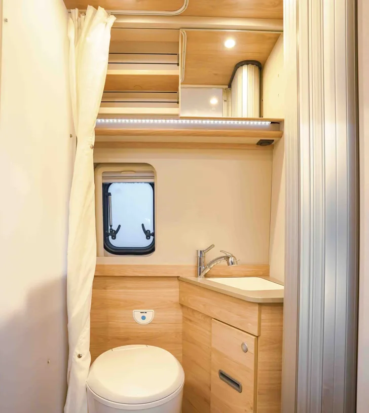 Fahrzeugbild Dethleffs Globetrail 590 C Ford Junger Gebrauchter! #16