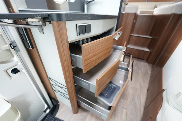 Fahrzeugbild Hymer B-Klasse MC T 580 aus der Mietwagenflotte!!! #8