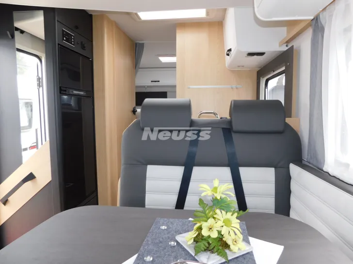 Fahrzeugbild Sunlight Adventure T 68 #9