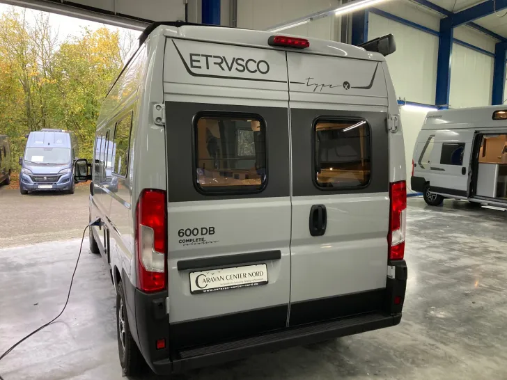 Fahrzeugbild Etrusco CV 600 DB Automatik, Aufstelldach #3