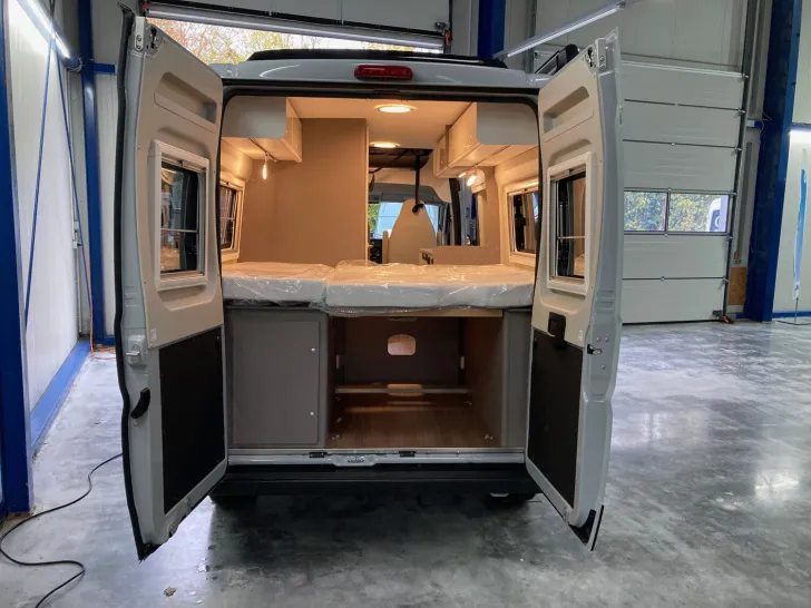 Fahrzeugbild Etrusco CV 600 DB Automatik, Aufstelldach #18
